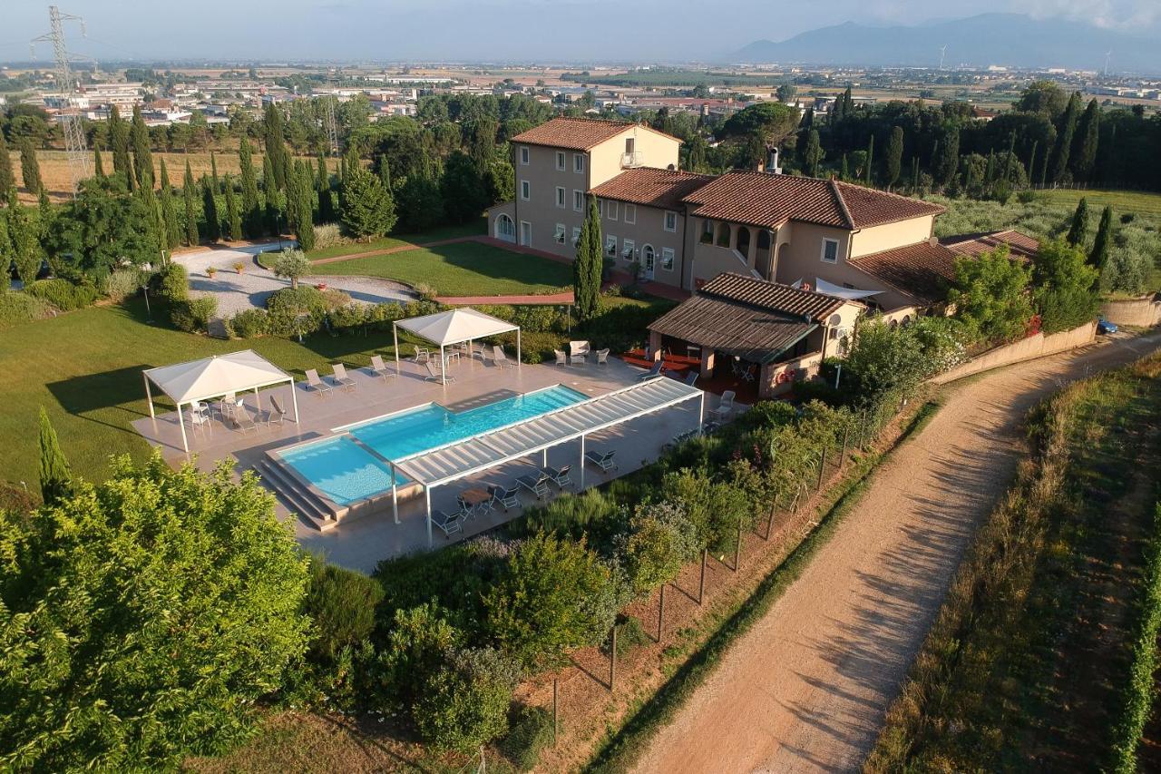 Resort Casale Le Torri Ponsacco Dış mekan fotoğraf