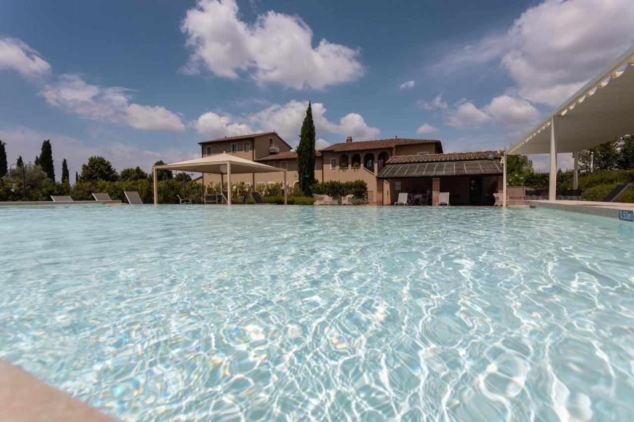 Resort Casale Le Torri Ponsacco Dış mekan fotoğraf