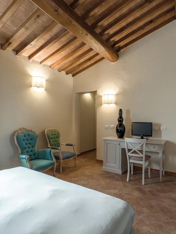 Resort Casale Le Torri Ponsacco Dış mekan fotoğraf