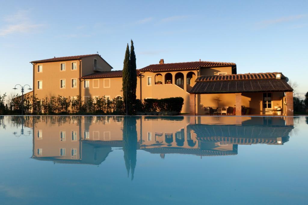 Resort Casale Le Torri Ponsacco Dış mekan fotoğraf
