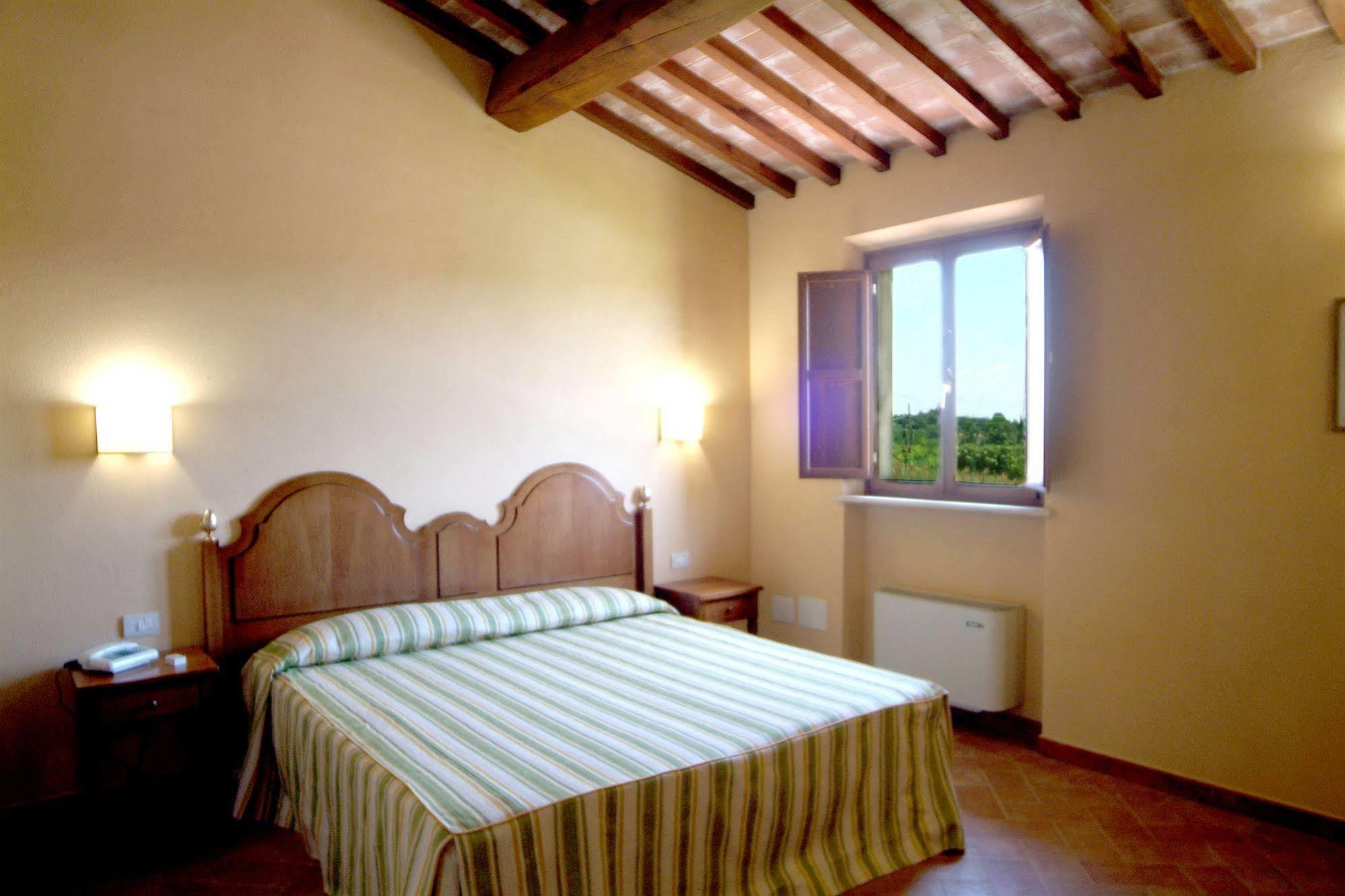 Resort Casale Le Torri Ponsacco Dış mekan fotoğraf